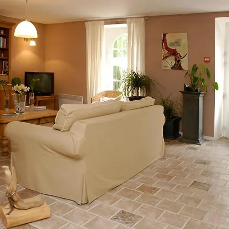 La Maison Vieille & קרקסון