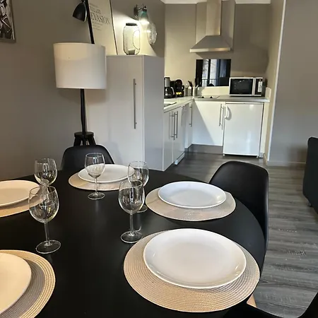 בית הארחה La Maison Vieille & קרקסון