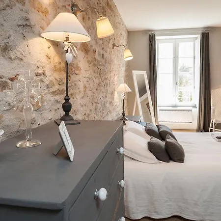 בית הארחה La Maison Vieille & קרקסון