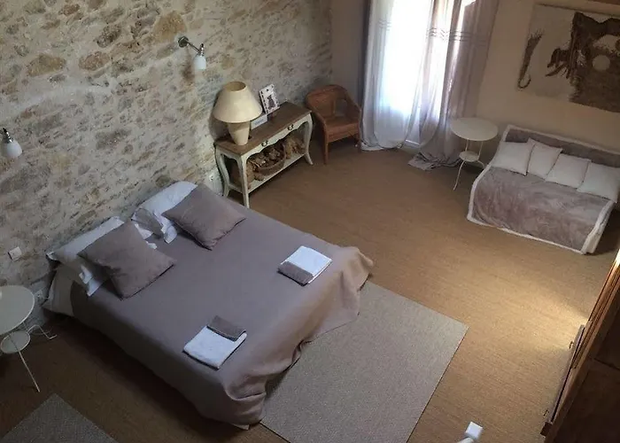 La Maison Vieille Maison D'Hotes & Gites Guest house